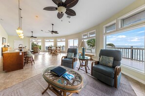 Smart TV, books - Little Cayman Escape - Stunning  Views and Privacy - Call Cayman Villas! (Little Cayman)