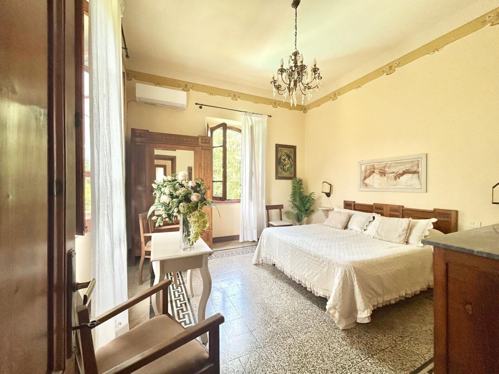 5 Schlafzimmer, Bügeleisen/Bügelbrett, Reisekinderbett, kostenloses WLAN