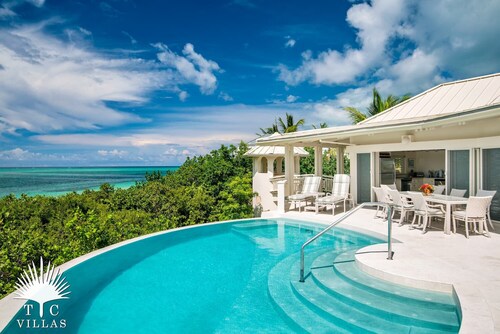 TC Villas / Turtle Beach / Snorkeling, Kayaks & Family Entertainment