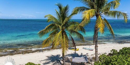 TC Villas / Turtle Beach / Snorkeling, Kayaks & Family Entertainment