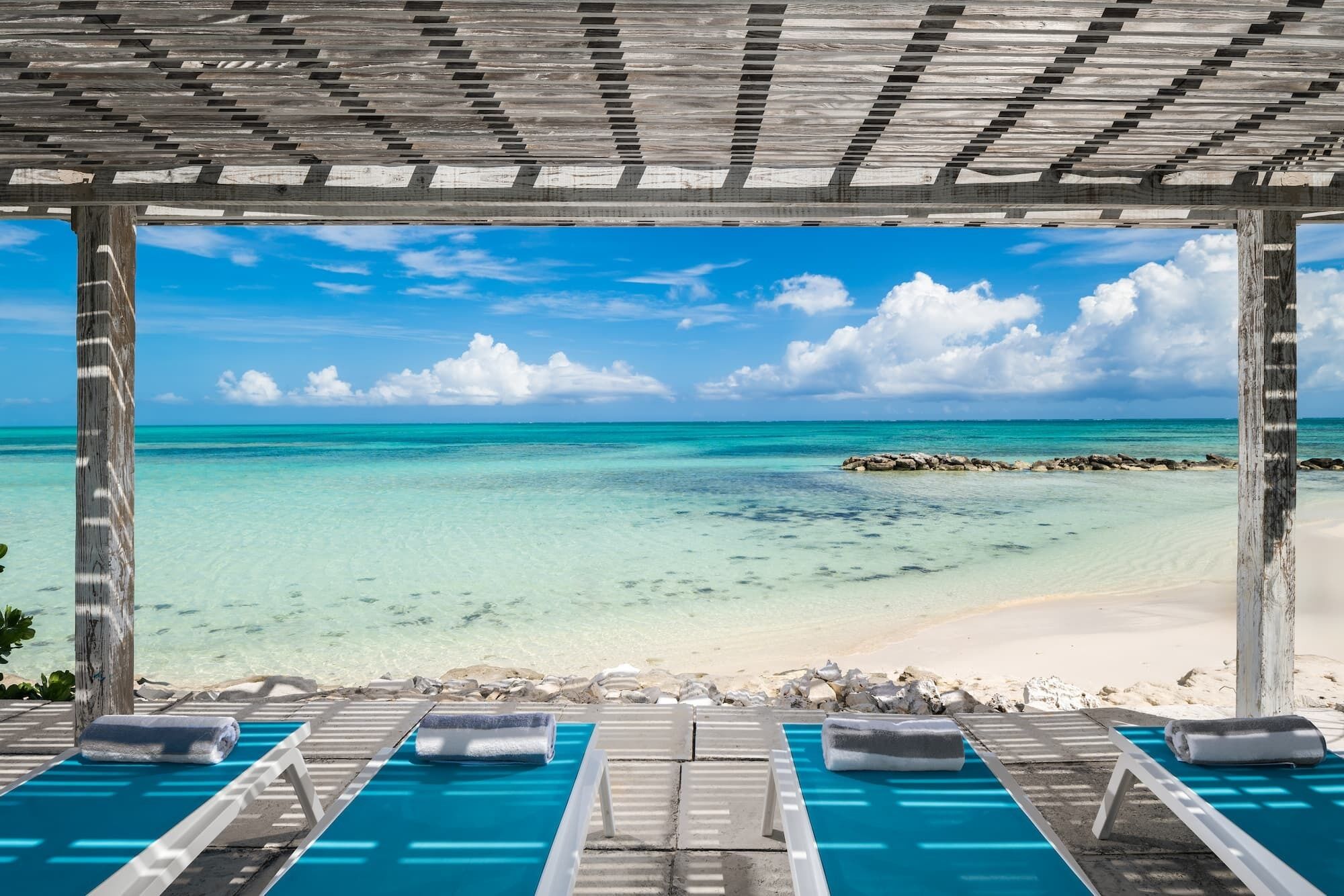 ビーチ、サンラウンジャー、ビーチタオル