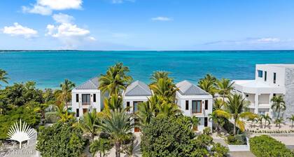 Water Edge Villa en Grace Bay Beach, una escapada romántica a las Islas Turcas y Caicos