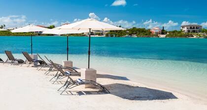 Villa Positano am Strand, eine 1BR Ferienwohnung am Sapodilla Bay Beach