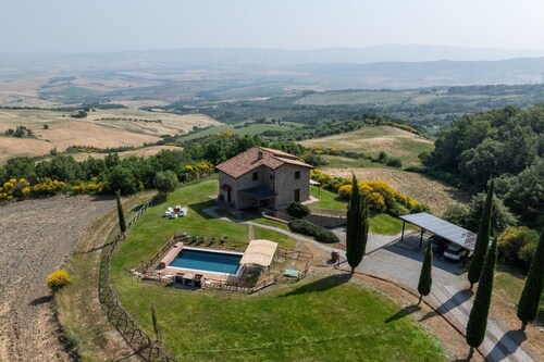 Villa San Michele - Ferienlandvilla mit Schwimmbad im Orcia-Tal, Toskana