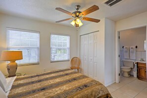 2 bedrooms, iron/ironing board, Internet, bed sheets