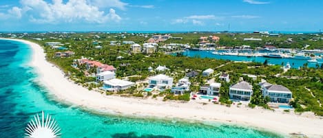 Beach nearby, sun loungers, beach towels