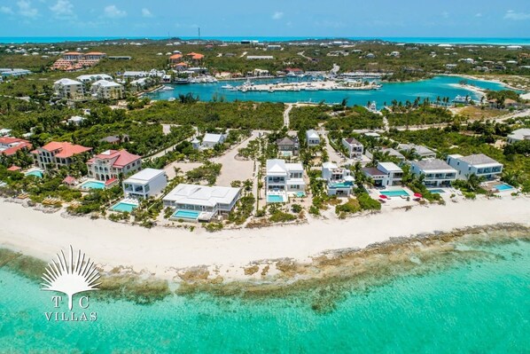 Beach nearby, sun loungers, beach towels