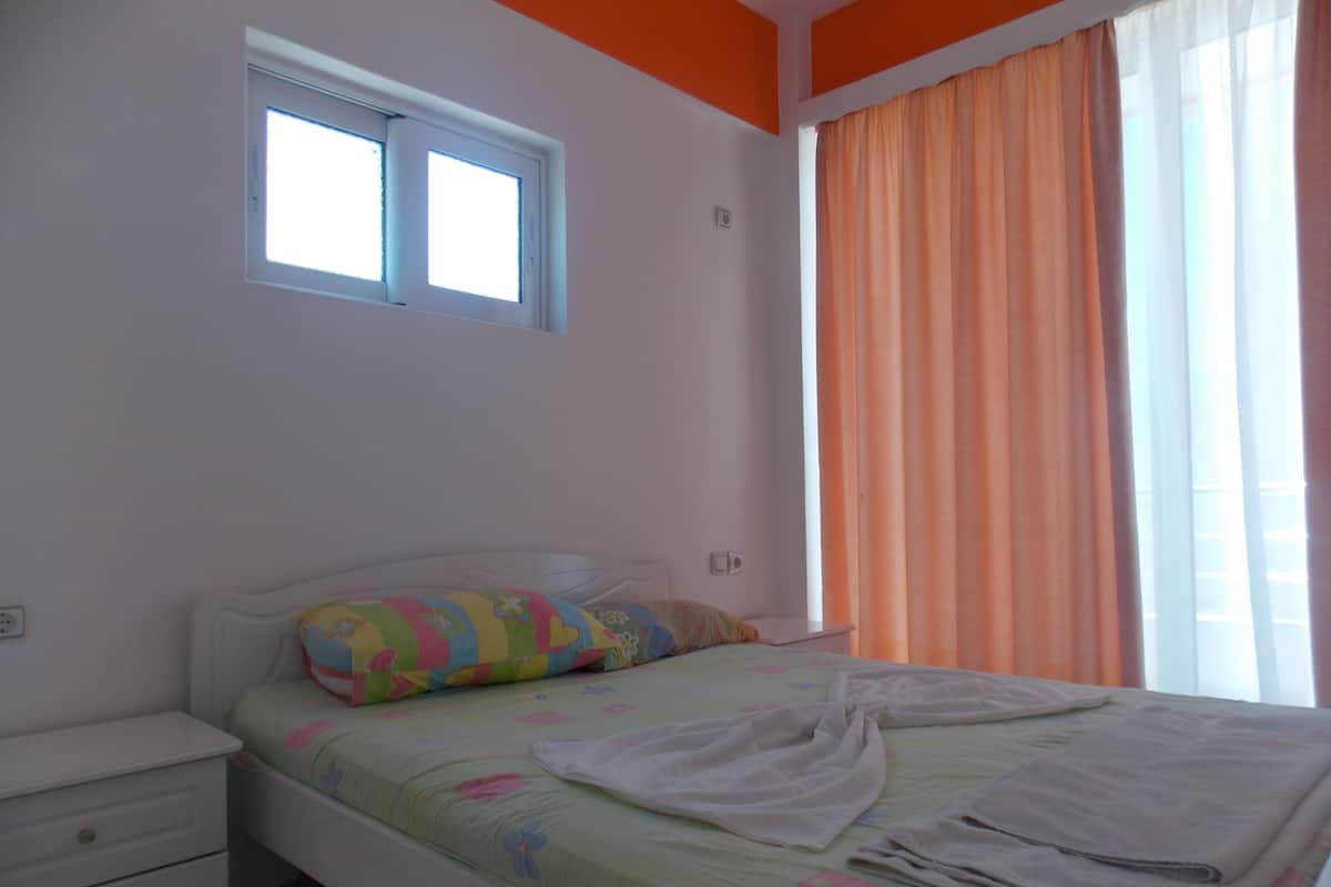 Economy Double Room | WiFi (free), bed sheets