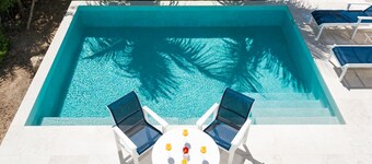 TC Villas -Little Plum -Seaside Luxe Getaway