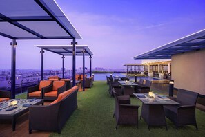 Terrace/patio - Marriott Executive Apartments Hyderabad (Hyderabad)