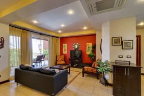 Téléviseur, lecteur de DVD