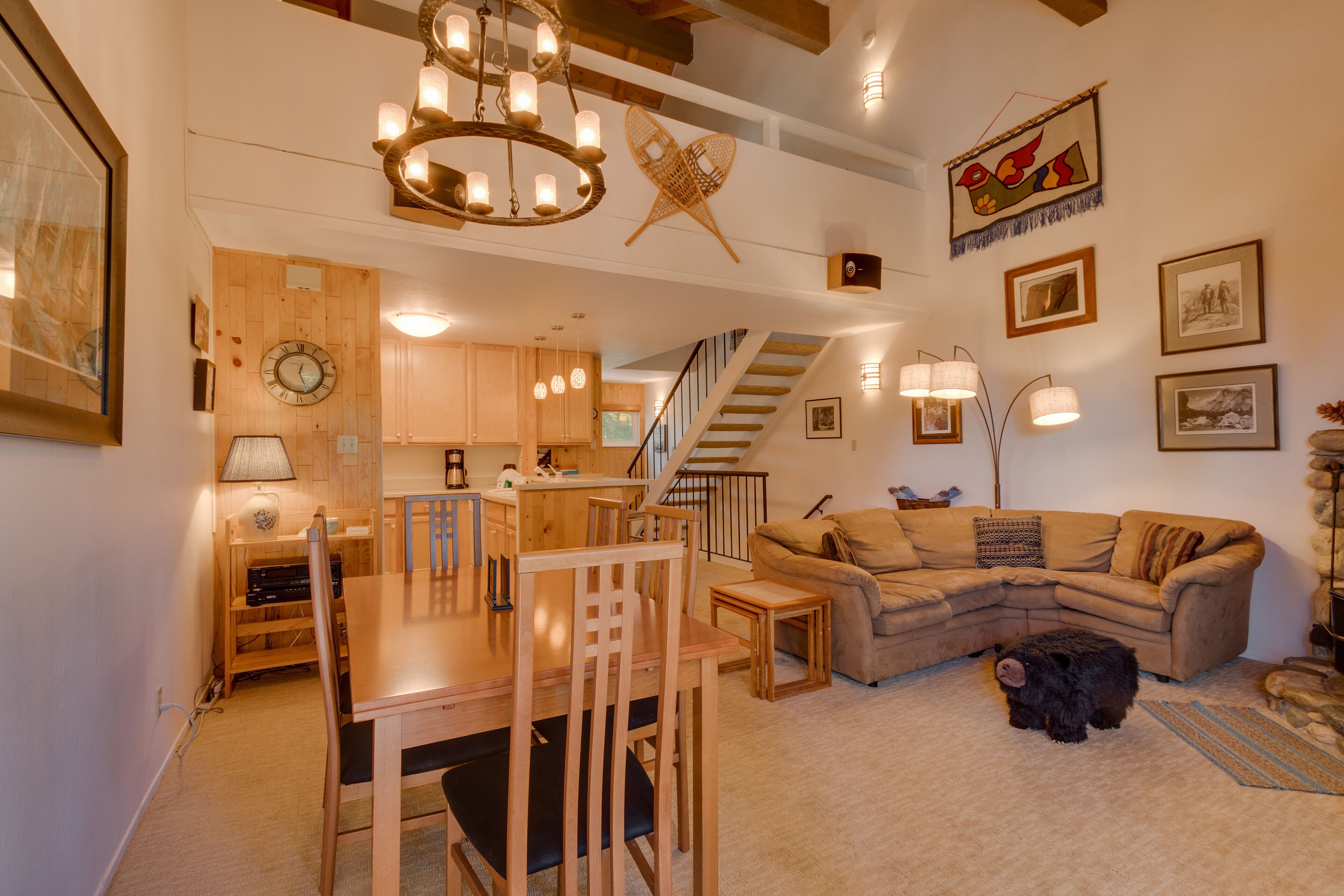Sky Vista: 3  Br, 2  Ba Townhouse In Carnelian Bay, Sleeps 6 - North Lake Tahoe, CA