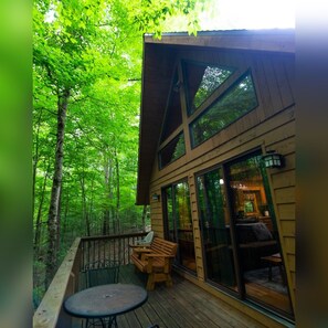 Property grounds - Elk -  Hosted by The Chalets (S. Bloomingville)