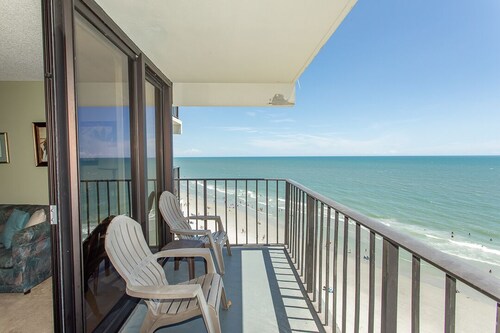 Beachfront comfort with unforgettable views