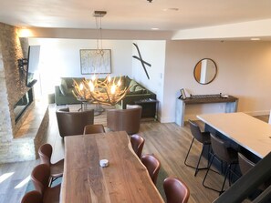 Dining - Southwestern-Style Spacious 4-Bedroom Condo With Amenities (Mountain Village)