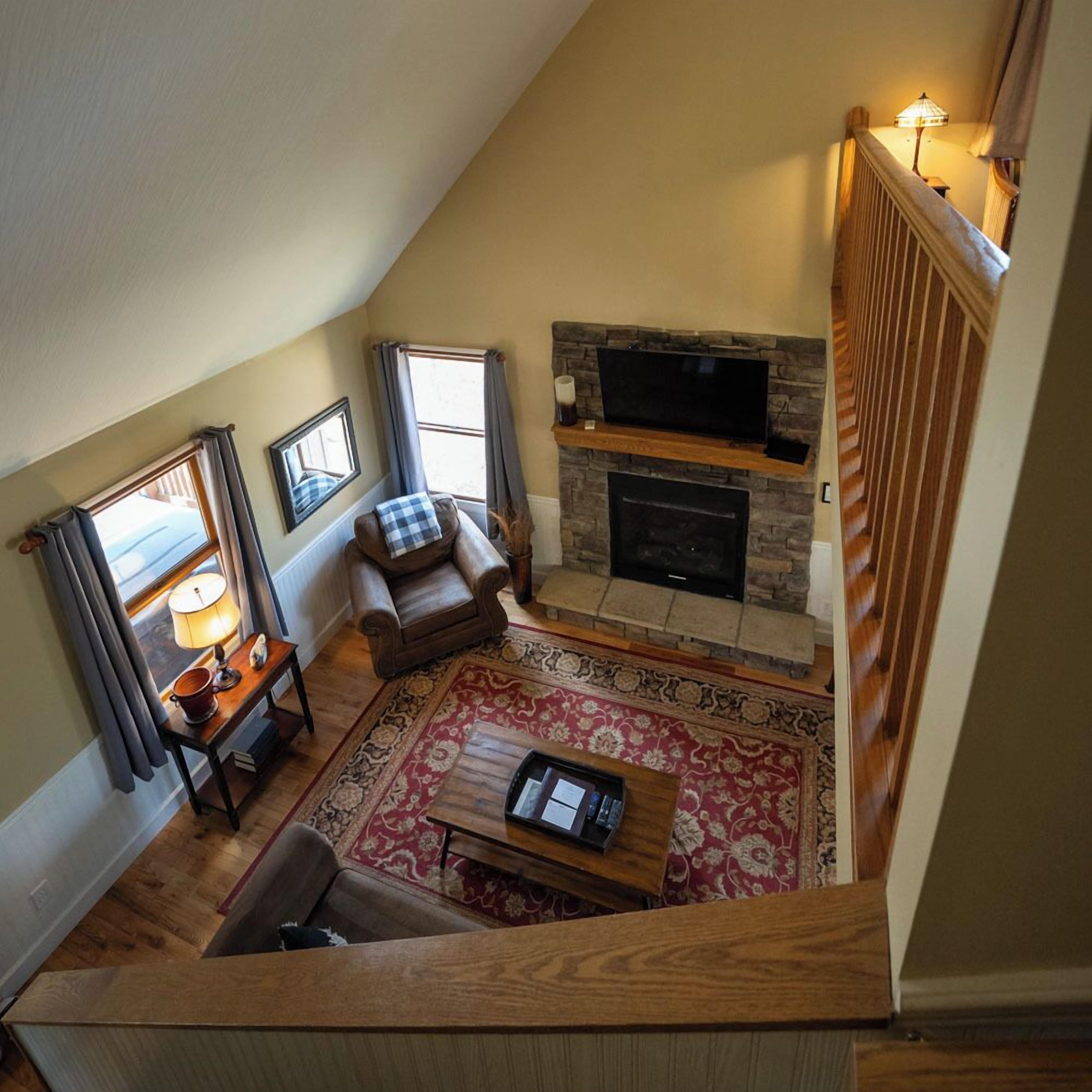 スマートテレビ、暖炉、DVD プレーヤー