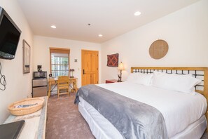 2 bedrooms, iron/ironing board, Internet, wheelchair access