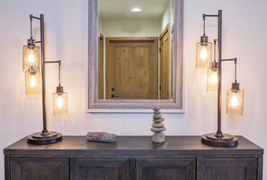 Interior - Luxurious Pet-Friendly 4-Bedroom Condo With Stunning Mountain Views & Exquisite (Mountain Village)