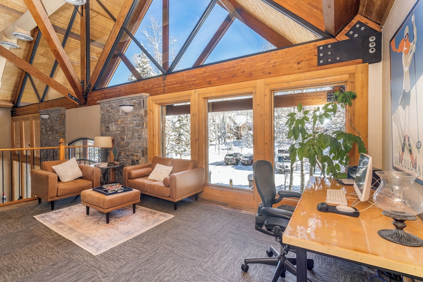 Unobstructed Mountain Views From Private Balcony In This Stunning 1-bedroom Resi - Telluride, CO