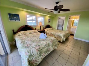 2 bedrooms, iron/ironing board, free WiFi, bed sheets - Vacation Villas #335 - Beachfront Condo with Amazi (Fort Myers Beach)