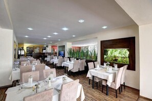 Restaurant - Dixon Congress Hotel (Banska Bystrica)