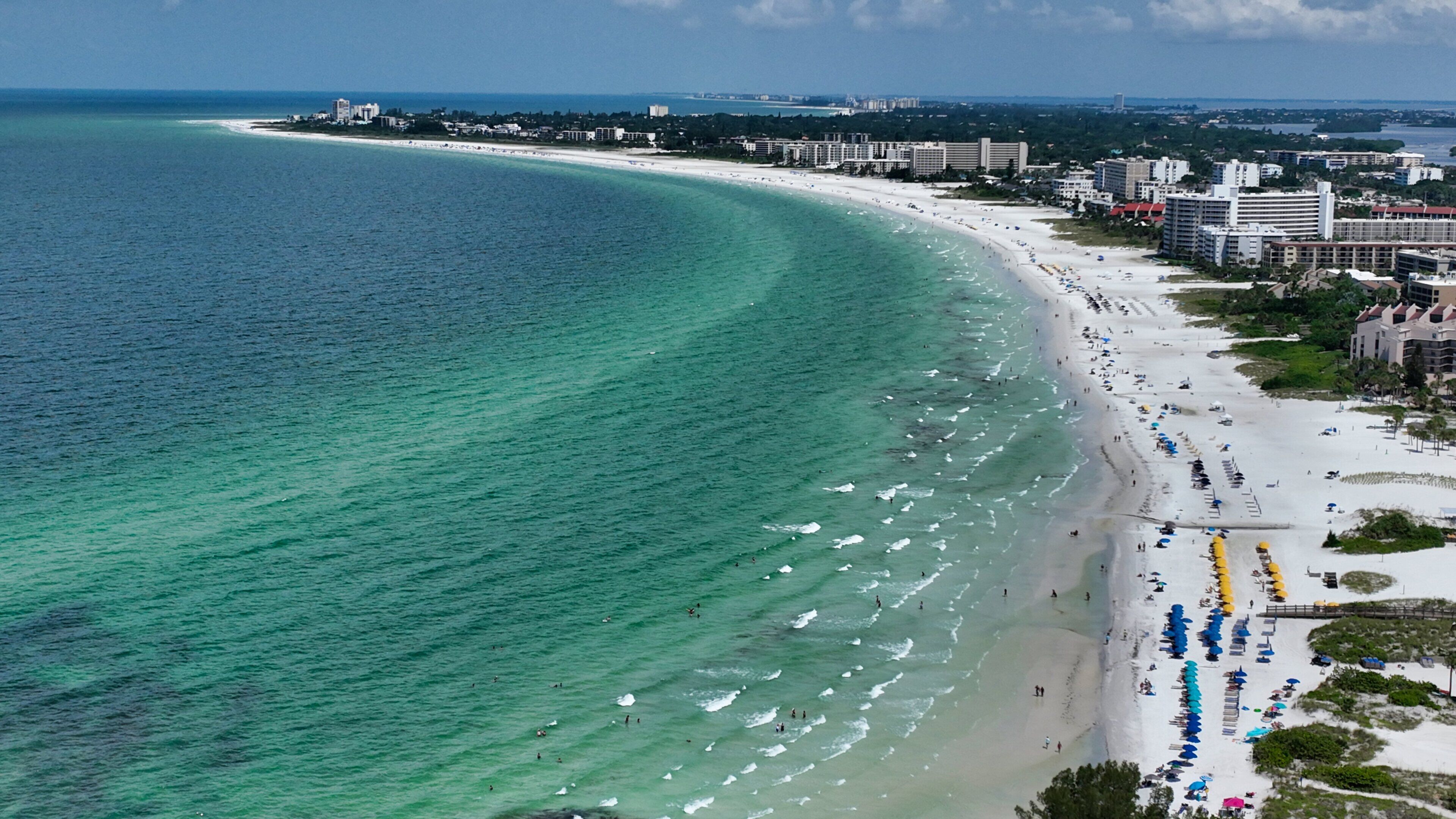 بالقرب من الشاطئ