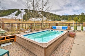 Pool - Ski-In/Ski-Out Copper Mountain Condo w/ Balcony! (Copper Mountain)