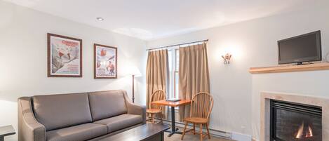 TV, fireplace, DVD player