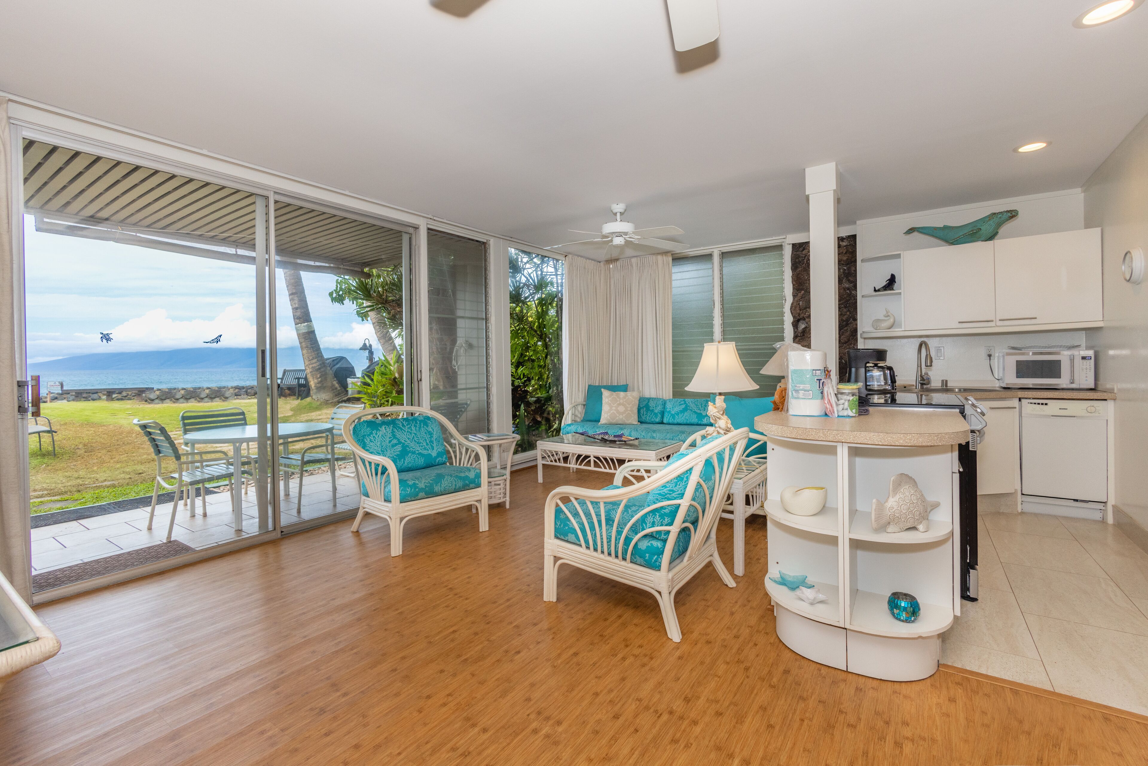 Beautiful Ground floor! Corner! Just Steps to Ocean and Pool!120