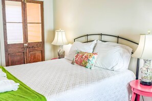 2 عدّة غرف نوم وخدمة الإنترنت