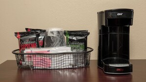 Coffee and/or coffee maker - Red Roof Inn Annapolis (Annapolis)