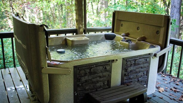 室外 SPA 浴池