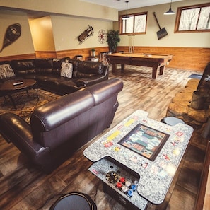 Game room - Fireside Lodge - Hosted by The Chalets (Logan)