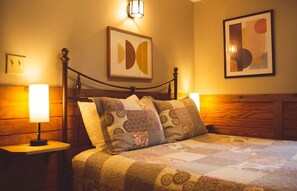 2 bedrooms, Internet, bed sheets - A-Frame #03 - Hosted by The Chalets (Logan)