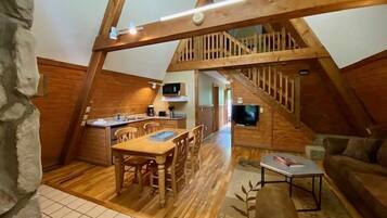 TV connectée, cheminée, lecteur de DVD