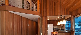 Alpine Darling By Tahoe Getaways - Hot Tub- Dog OK- Ski Shuttle