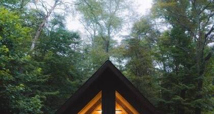 Laurelwood - Hosted by The Chalets