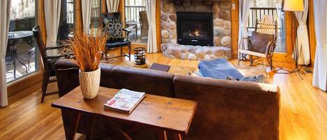 Smart TV, fireplace, DVD player