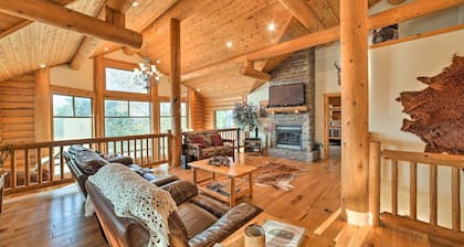 Walk to Table Rock Lake: Spacious Home w/ Deck!