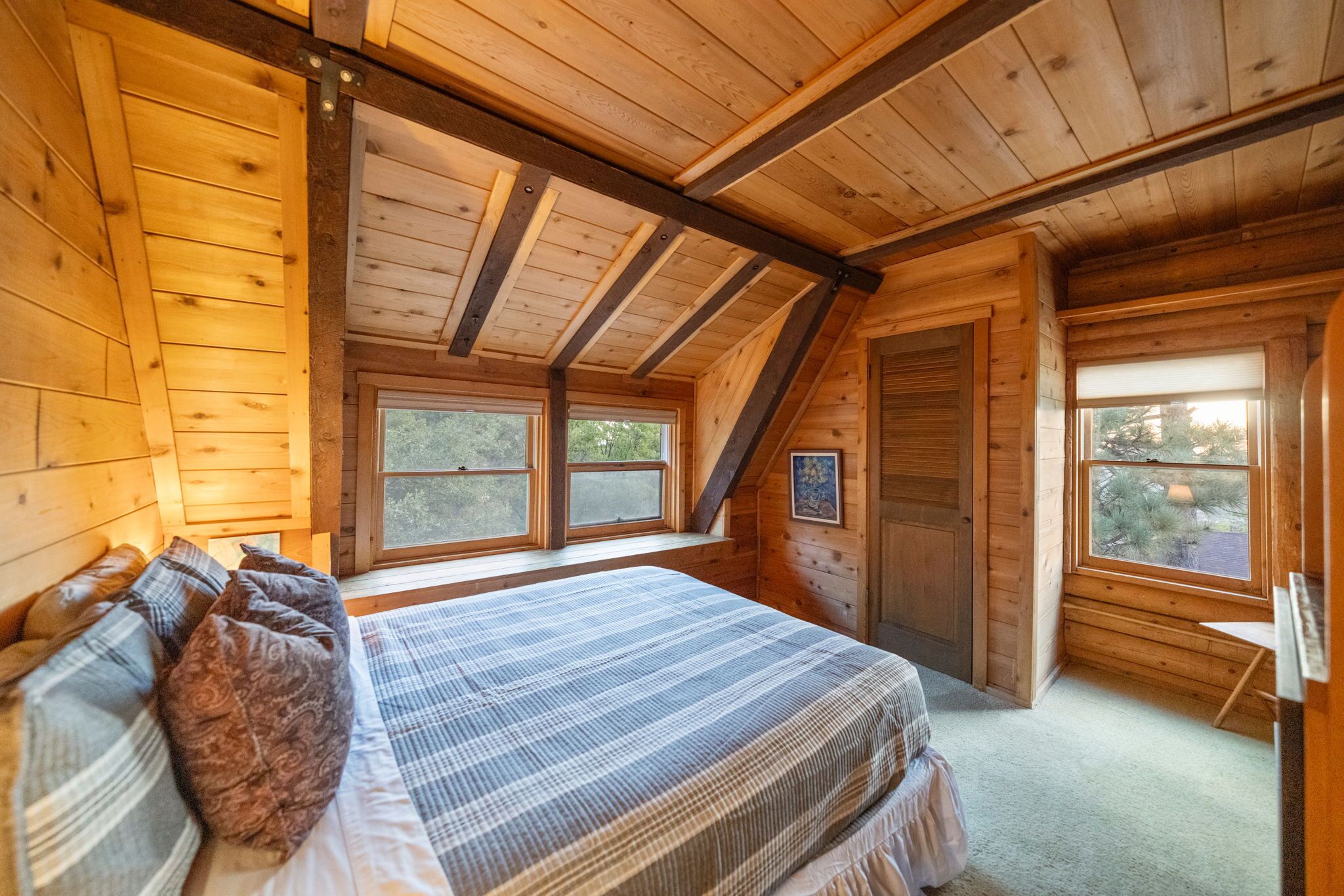 4 chambres, accès au Wi-Fi (inclus), literie fournie