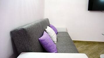 Suite, Sea View | Living area