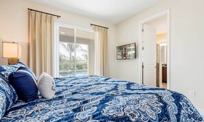 10 chambres, fer et planche à repasser, Wi-Fi, draps fournis