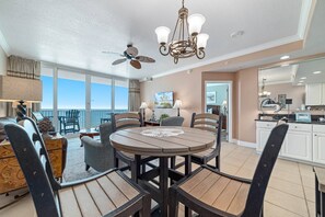 تناول الطعام