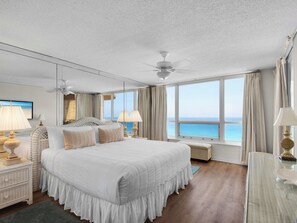 2 habitaciones, escritorio, tabla de planchar con plancha y wifi gratis 