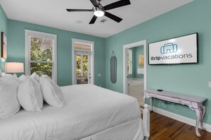 4 bedrooms, iron/ironing board, WiFi, bed sheets - 4 Free bikes & Free 6 Seater Golf Cart/Short Walk to Beach/2 Community Pools-one heated/Summers Edge (Seagrove Beach)