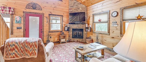 TV, fireplace, DVD player