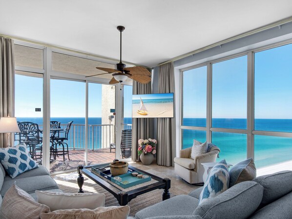 Smart TV - Stunning View of Destin Sunsets!! Limited Access Elevator!! Free WiFi Internet! (Miramar Beach)