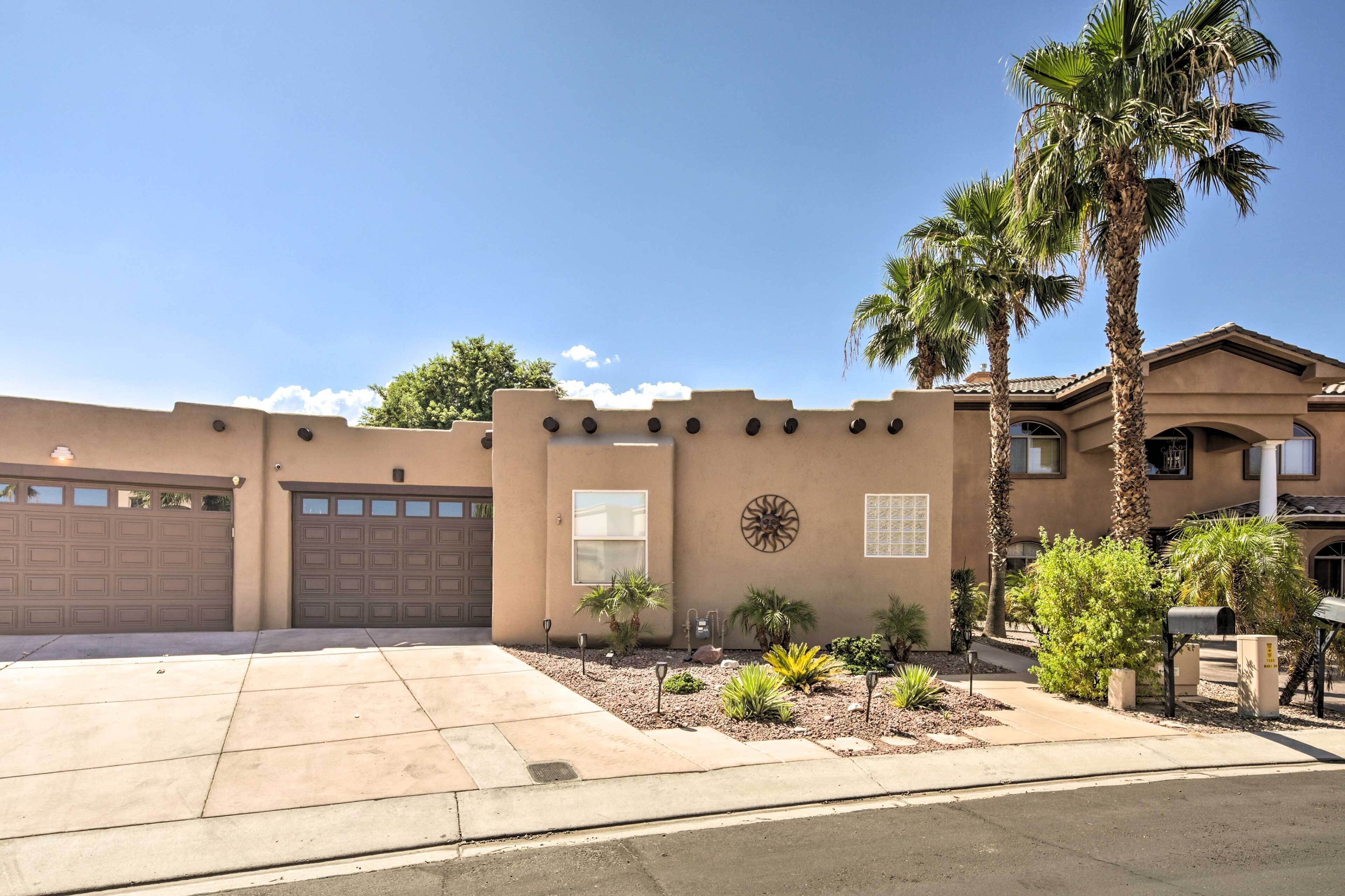 River's Edge Golf Condo w/ Beach Access + Patio!