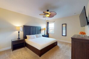 6 bedrooms, iron/ironing board, WiFi, bed sheets
