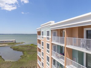 Exterior - Bayfront unit in the popular Makai building (Ocean City)